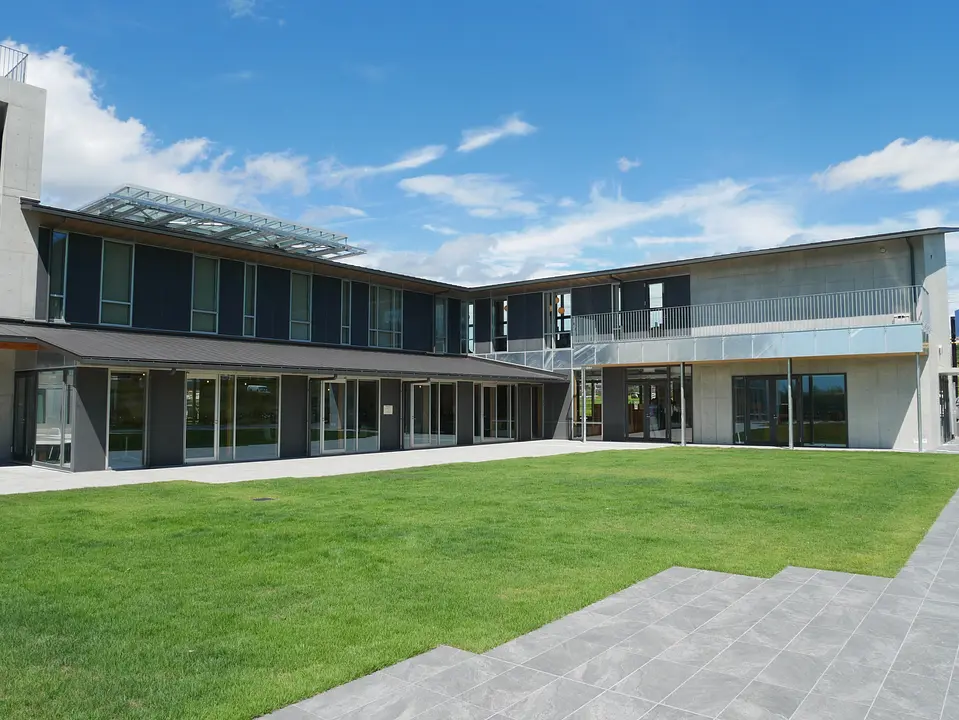 椿井大塚山古墳 | スポット一覧 | 京都府観光連盟公式サイト