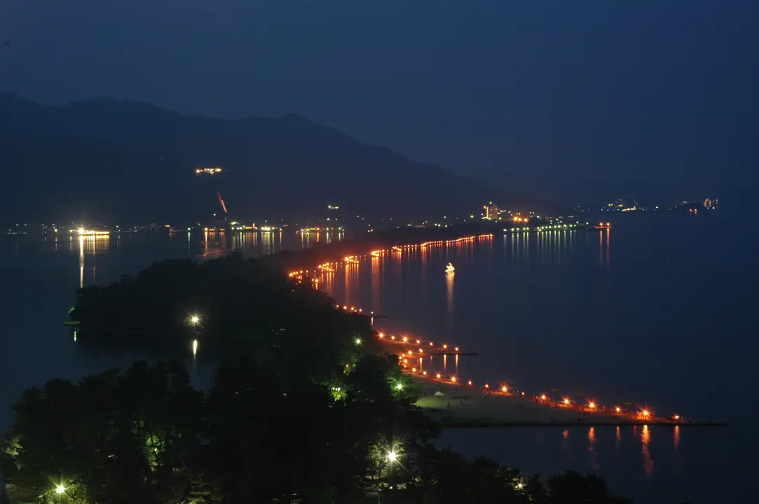 天橋立_炎の架け橋_8月(宮津市).jpg