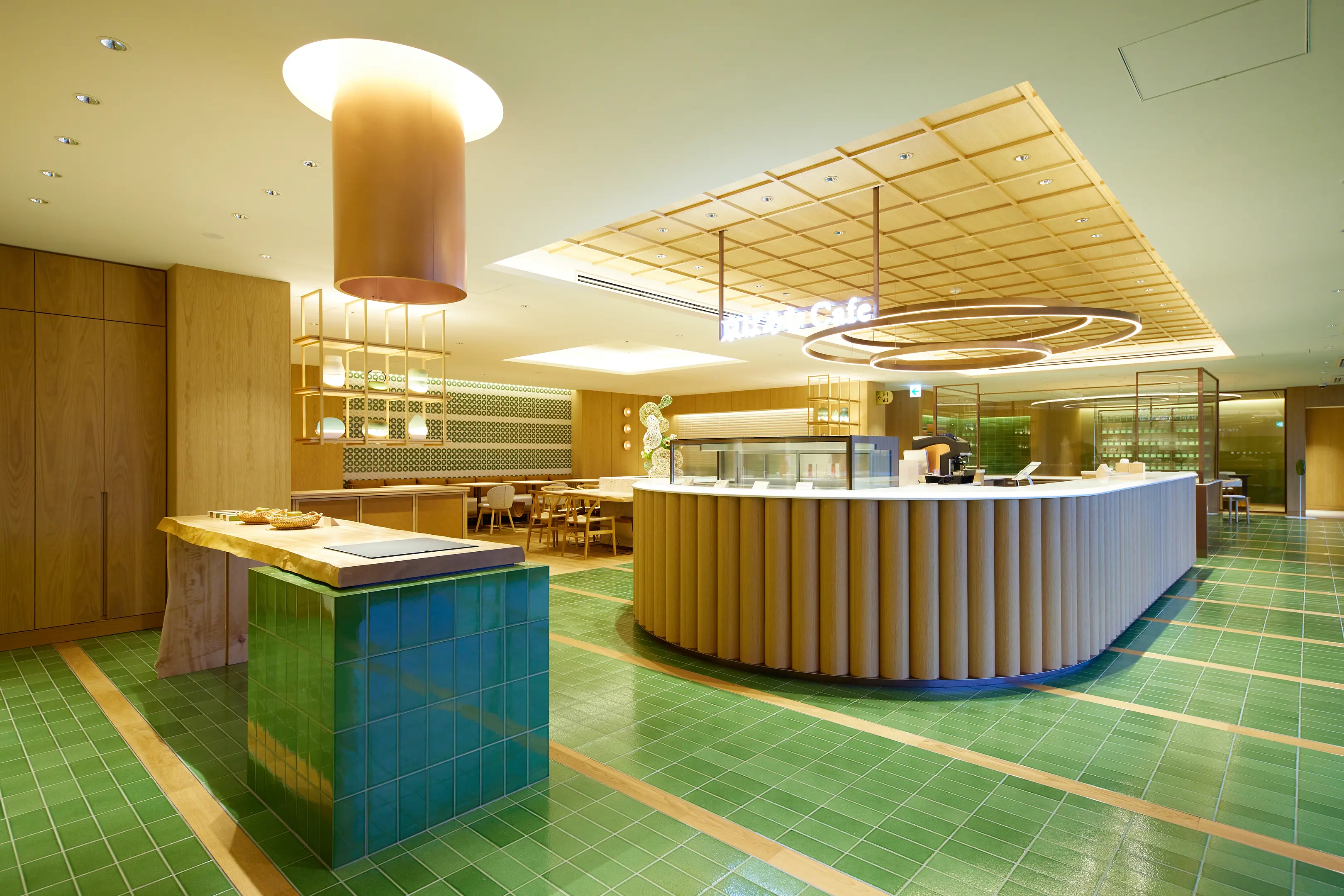 5 atelier京ばあむ3Fカフェ.jpg