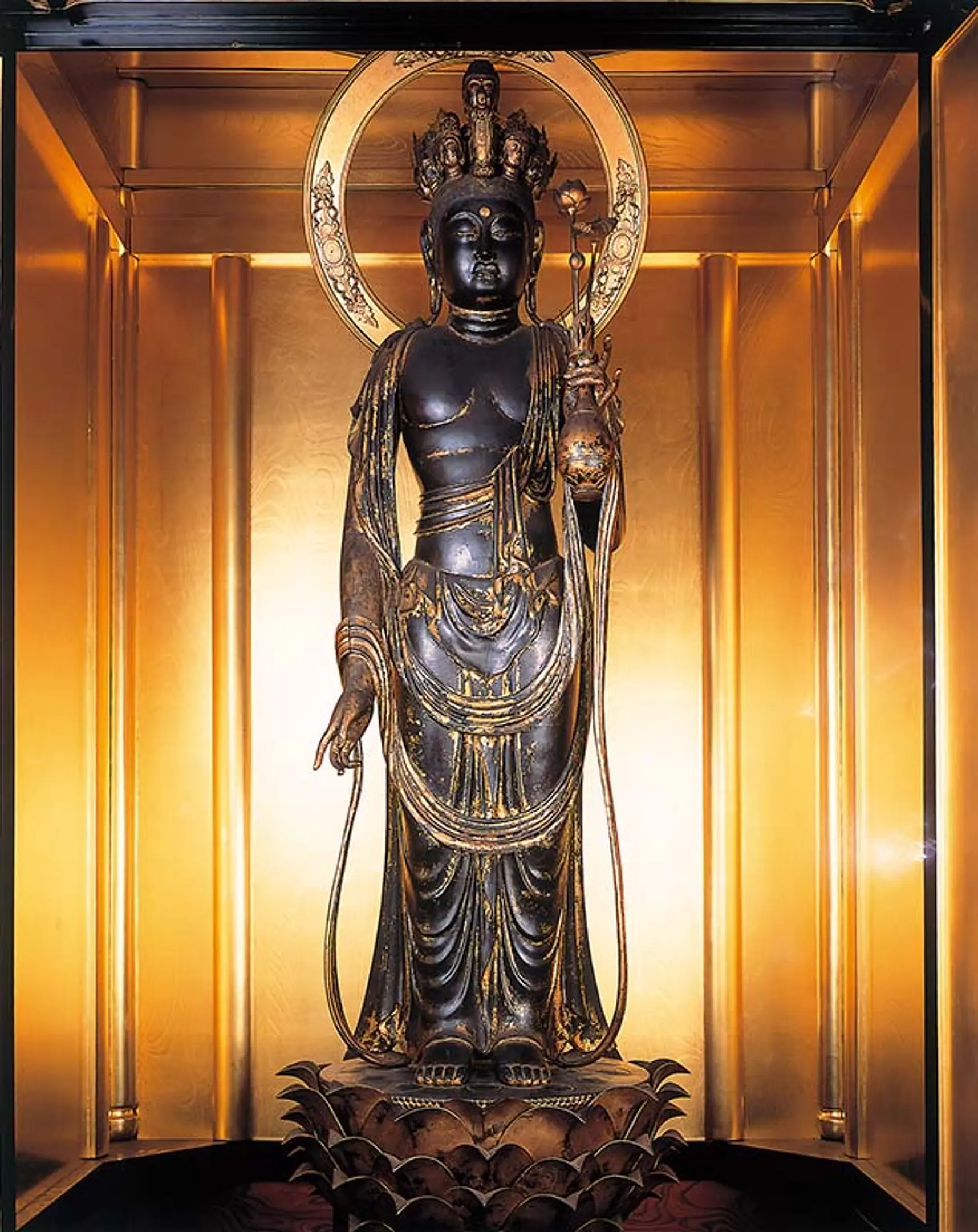 大御堂観音寺ライトアップ・夜間特別拝観