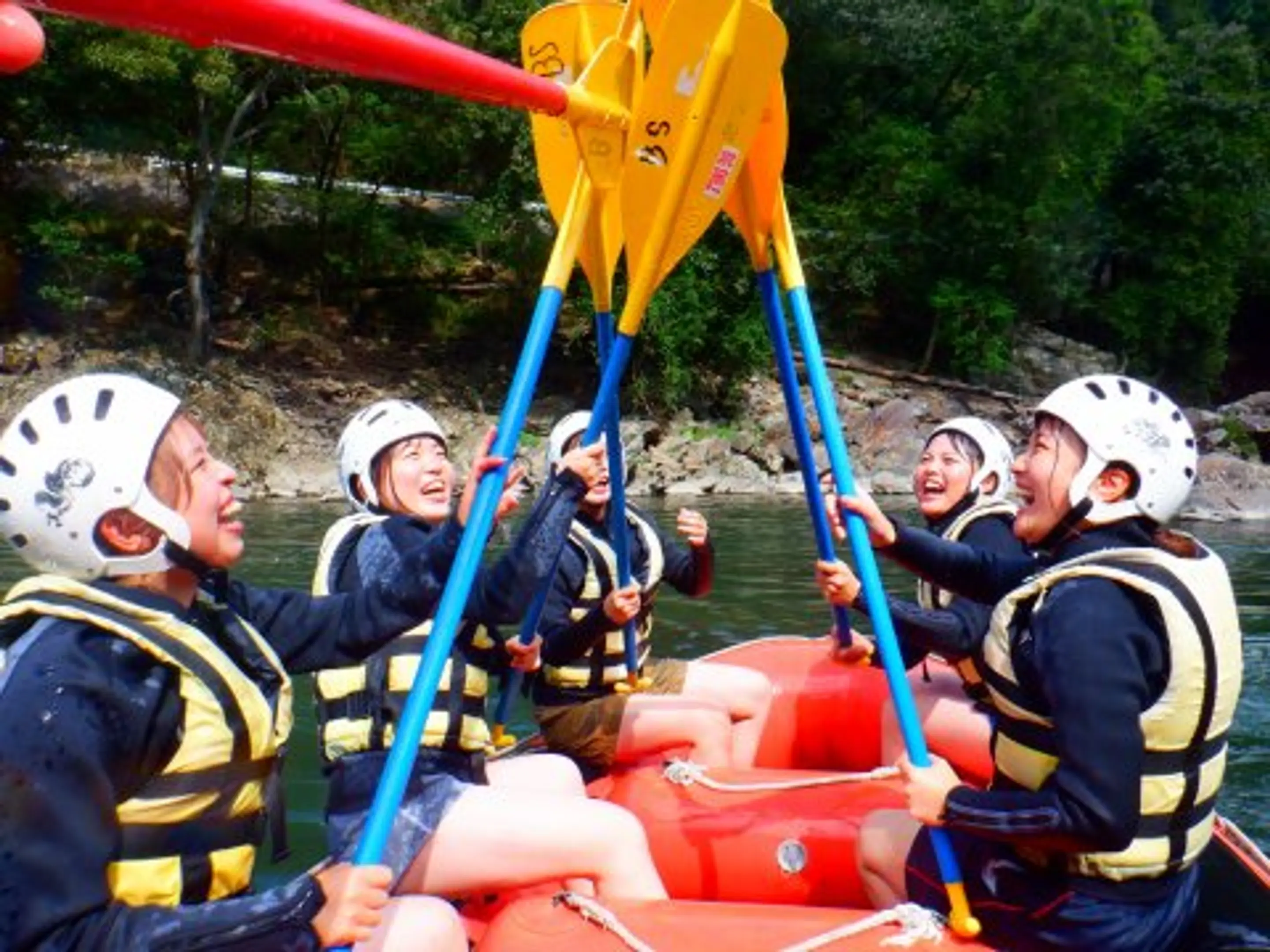 ビックスマイル保津川ラフティング