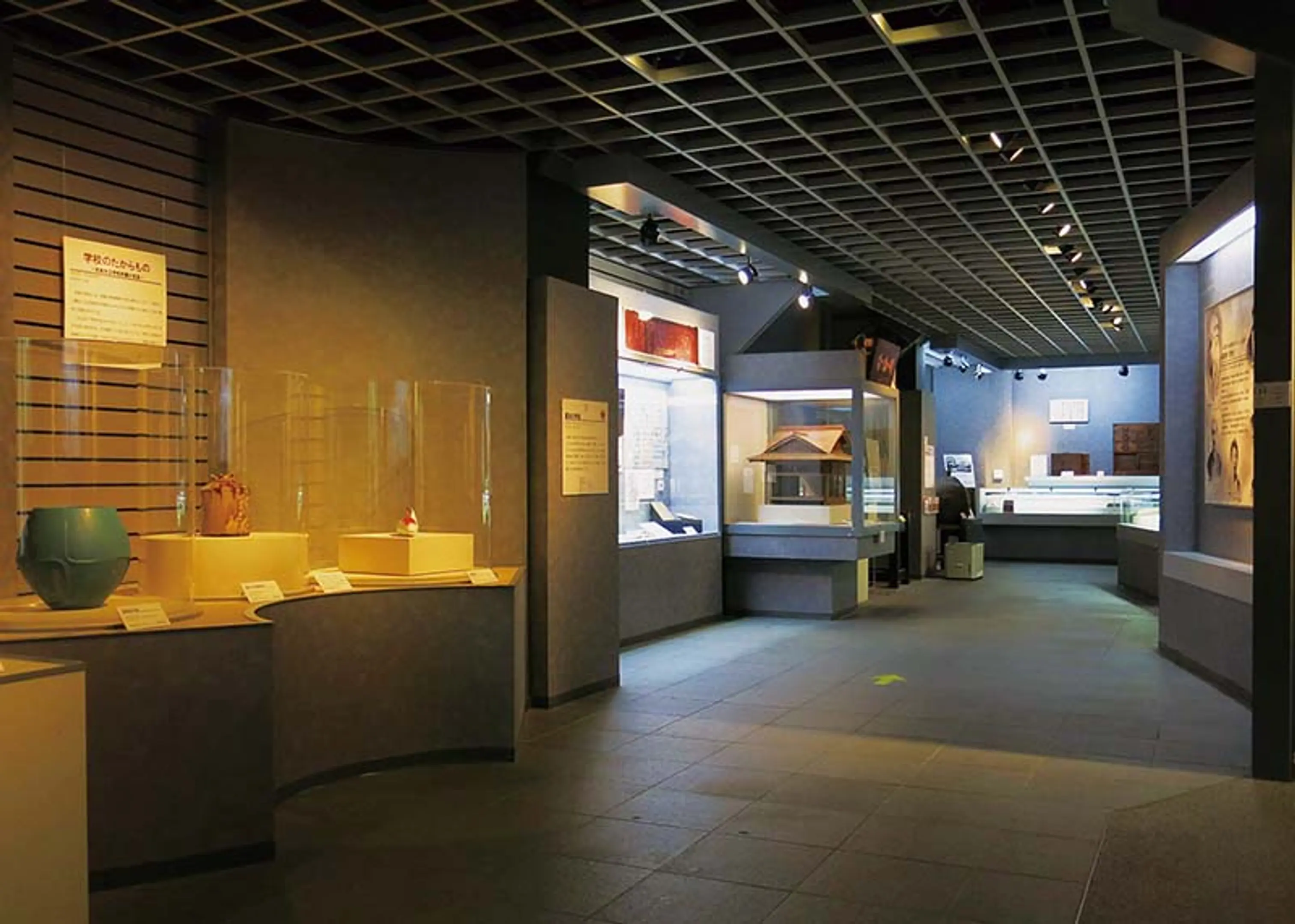 京都市学校歴史博物館