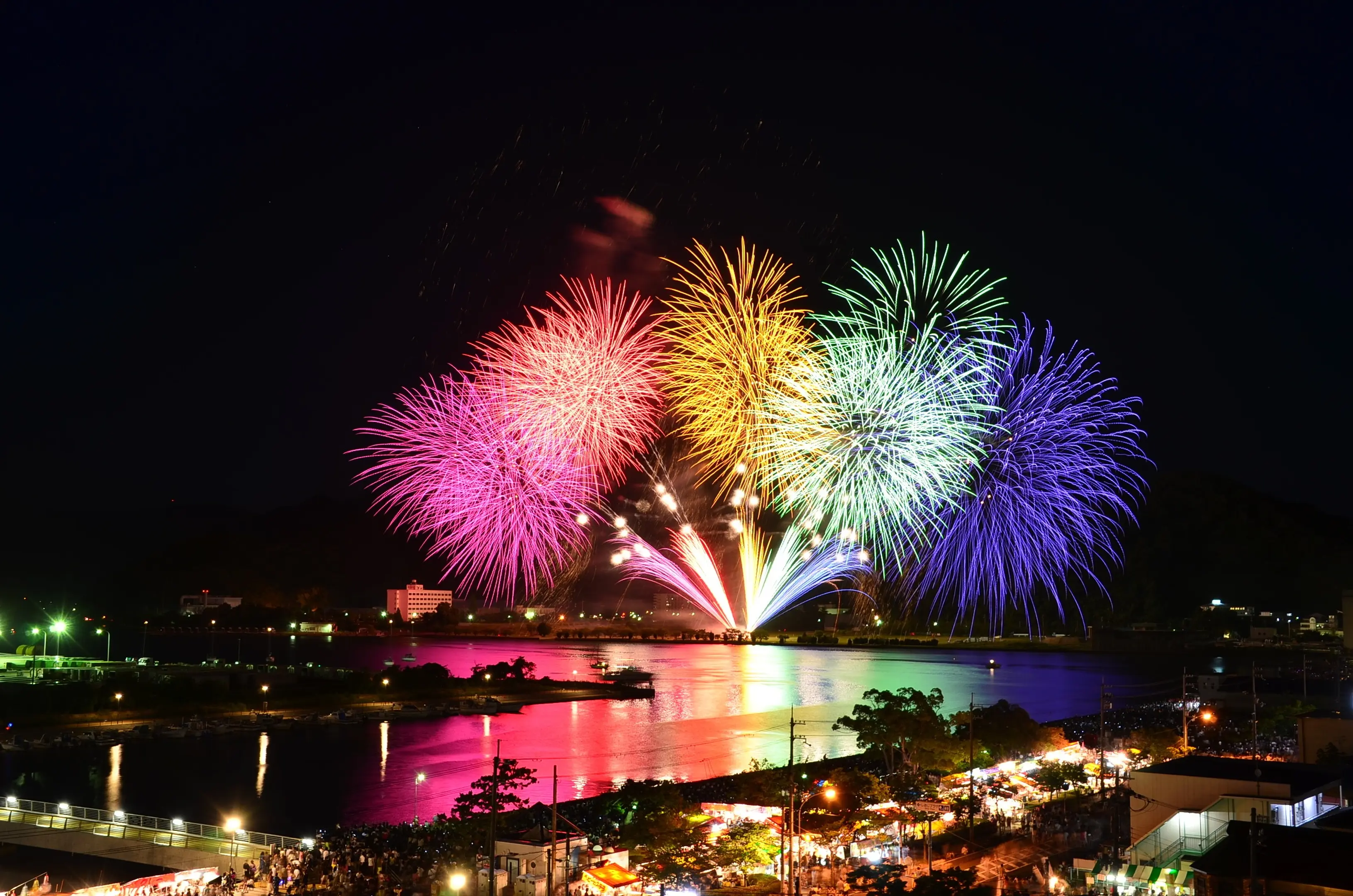 【舞鶴市ID1489差替画像】東舞鶴花火大会.jpg