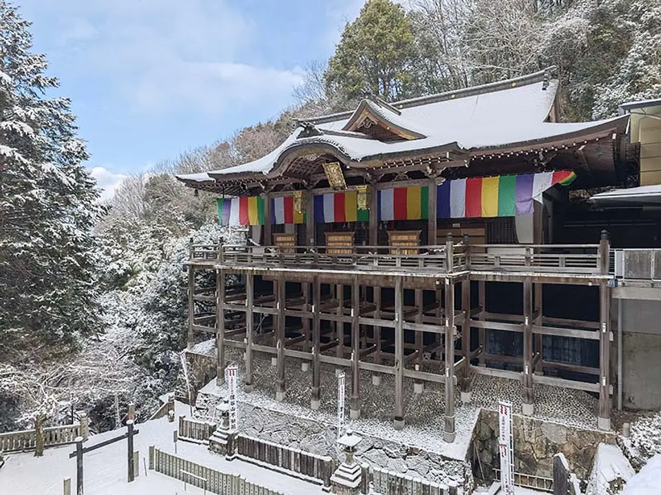 狸谷山本堂.jpg