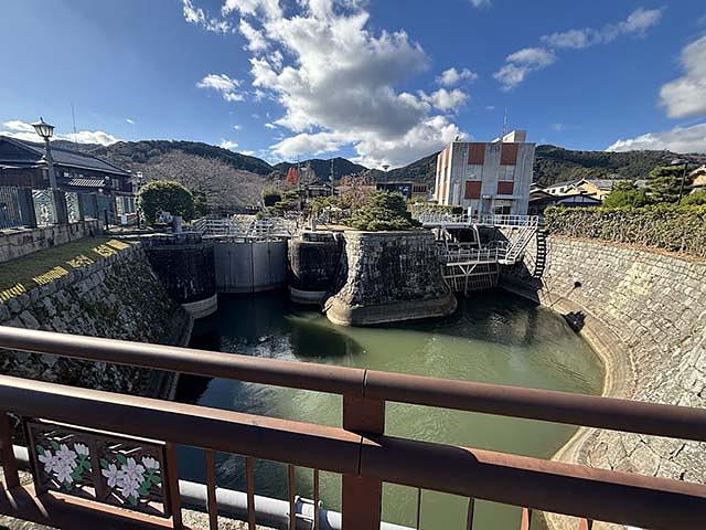 びわ湖疏水船 三井寺乗下船場。大津市の京阪石山坂本線・三井寺駅からすぐ。
