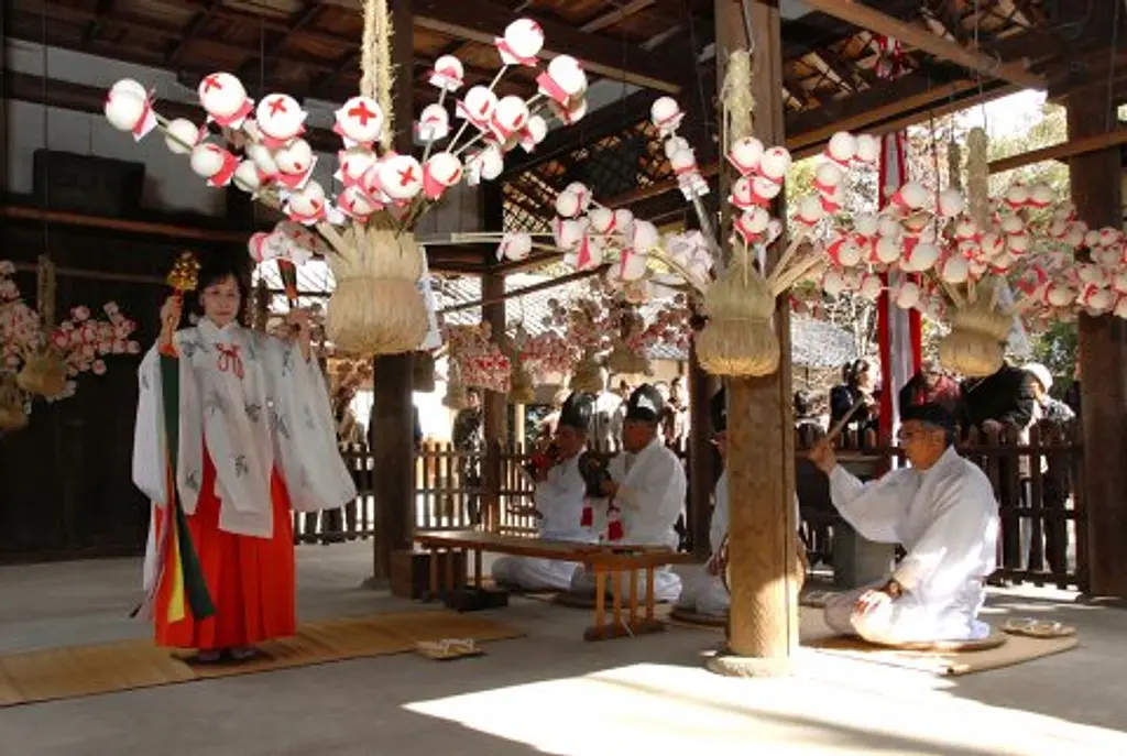 餅花 (相楽神社)